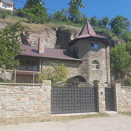 Smotrytska Vezha Hotel Kamianets Podilskyi Bagian luar foto