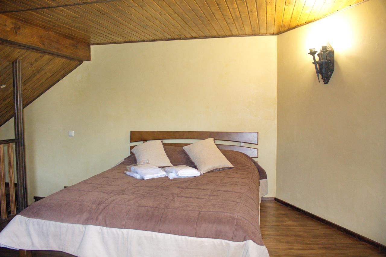 Smotrytska Vezha Hotel Kamianets Podilskyi Bagian luar foto