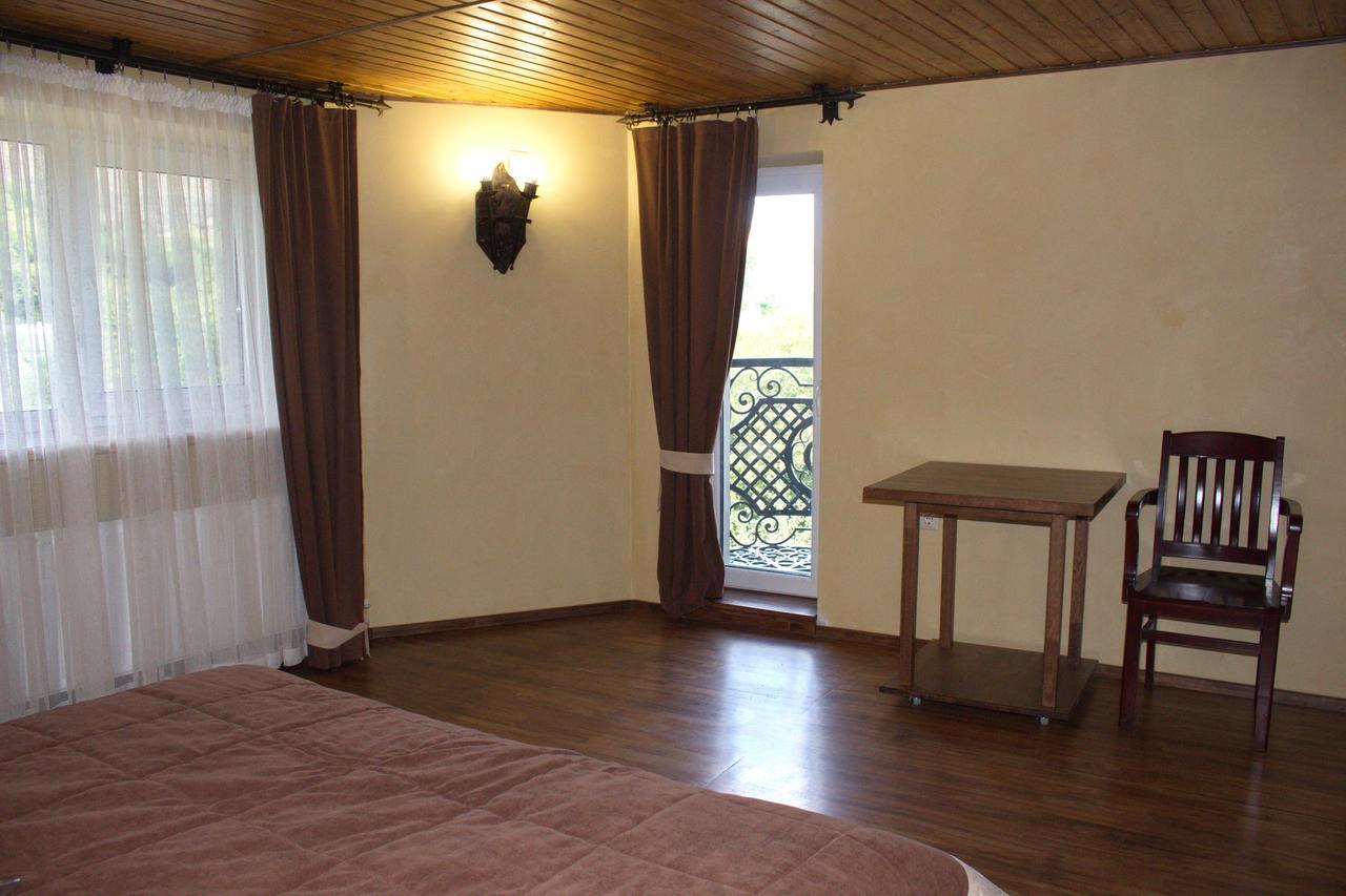 Smotrytska Vezha Hotel Kamianets Podilskyi Bagian luar foto