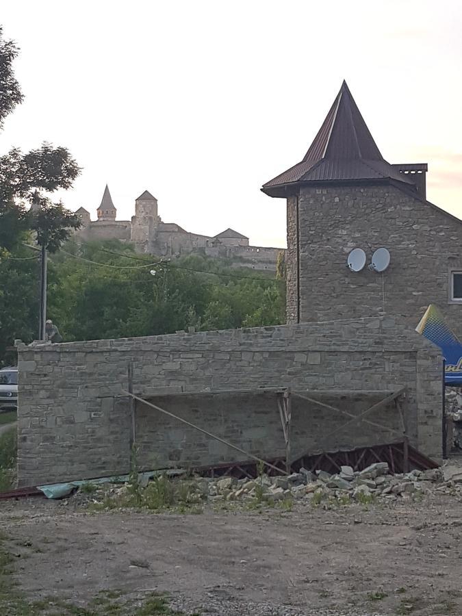 Smotrytska Vezha Hotel Kamianets Podilskyi Bagian luar foto