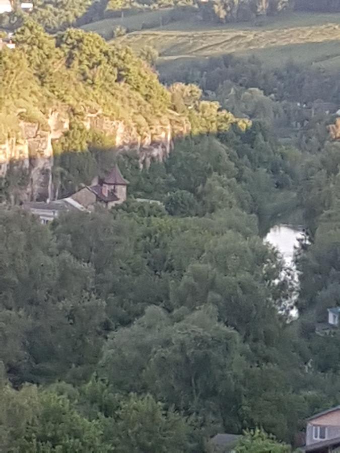 Smotrytska Vezha Hotel Kamianets Podilskyi Bagian luar foto